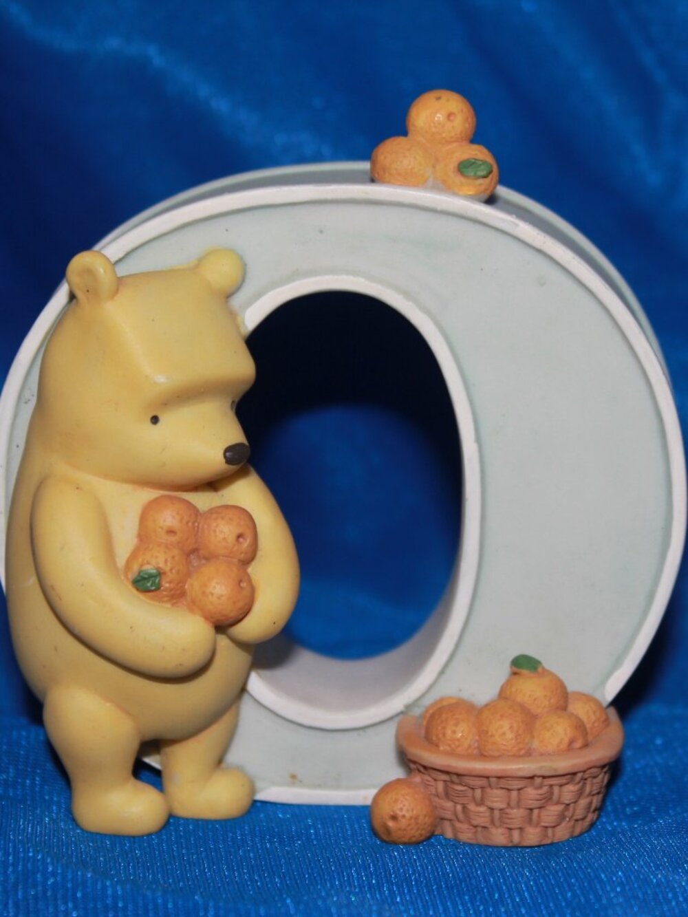 Winnie The Pooh ' O ' Alphabet Letter Stand or Hang Nursery Decor Disney Vintage